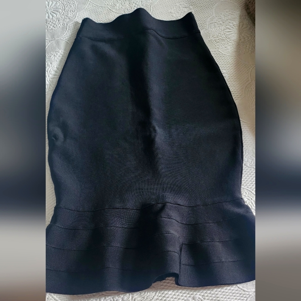 Elegant Black Women's Skirt